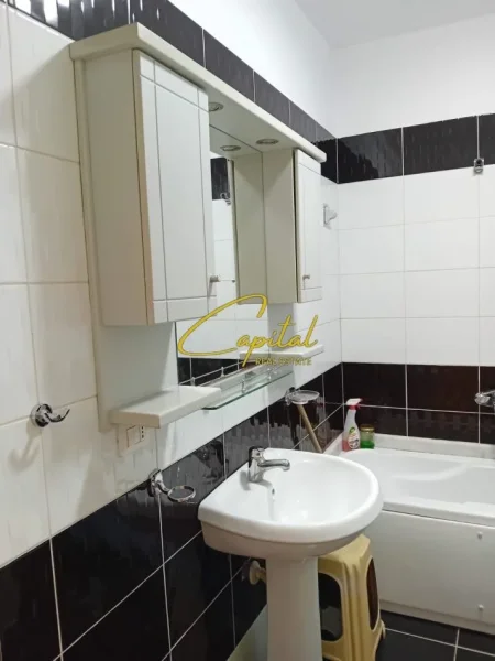 Tirane, jepet me qera apartament 1+1 Kati 1, 66 m² 450 € (ASTIR)