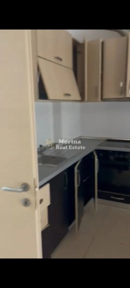 Tirane, jepet me qera apartament 2+1 Kati 1, 90 m² 550 € (Astir)