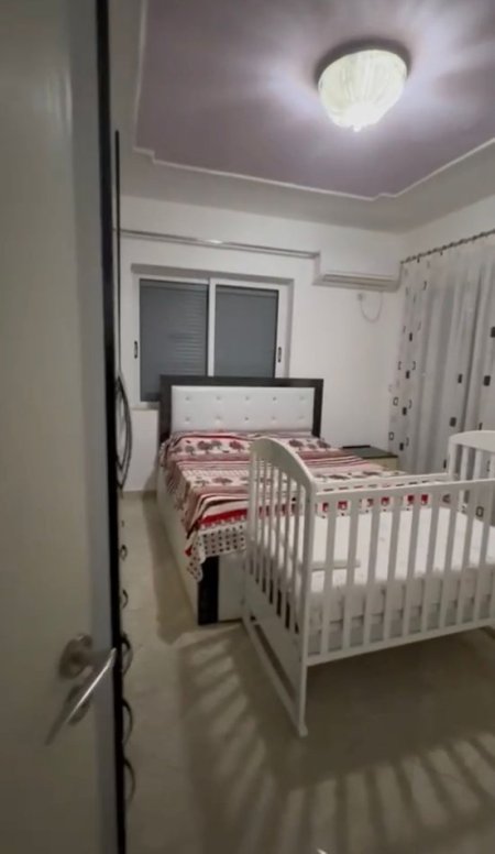 Tirane, shitet apartament 1+1 Kati 5, 62 m² 82.500 € (Rruga Ardeno)