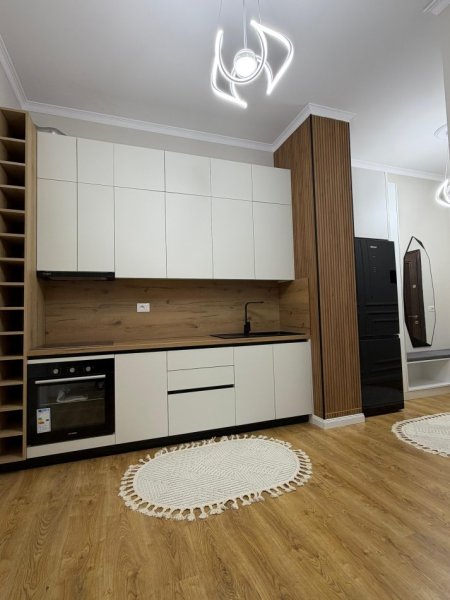 Tirane, shitet apartament 1+1+Ballkon Kati 2, 77 m² 125.000 € (Vila L)