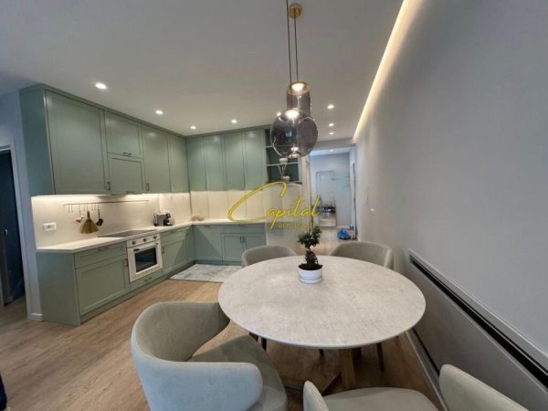 Tirane, jepet me qera apartament 2+1 Kati 2, 100 m² 1.200 € (LIQENI I THATE)