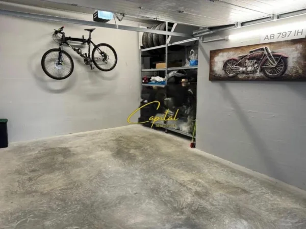 Tirane, jepet me qera apartament 2+1 Kati 2, 100 m² 1.200 € (LIQENI I THATE)