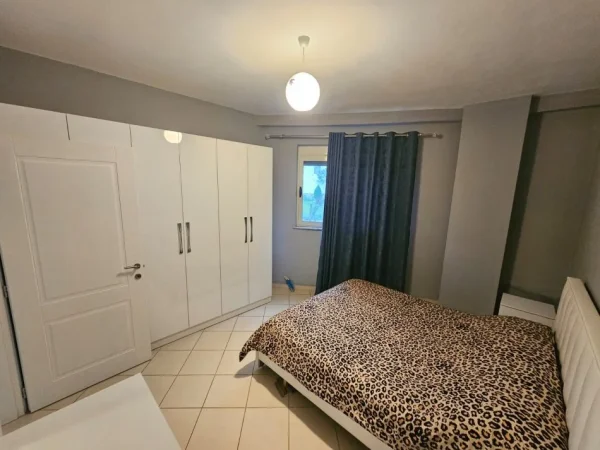 Tirane, jepet me qera apartament 1+1+Ballkon Kati 2, 66 m² 550 € (rrapo hekali)