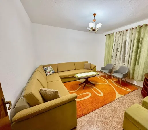 Shqiperi, jap me qera apartament 2+1 Kati 1, 97 m² 450 € (Laprake)