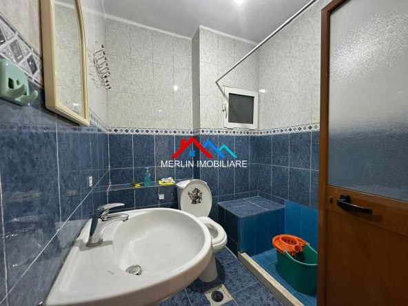 Tirane, jepet me qera apartament 3+1+Ballkon Kati 3, 120 m² 600 € (RRUGA PROKOP MIMA,KOMUNA E PARISIT)