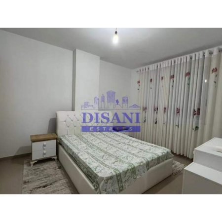 Tirane, jepet me qera apartament 2+1 Kati 5, 92 m² 400 Euro (Astir)
