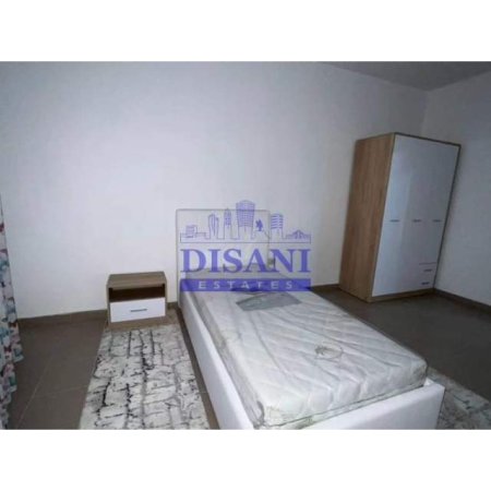Tirane, jepet me qera apartament 2+1 Kati 5, 92 m² 400 Euro (Astir)