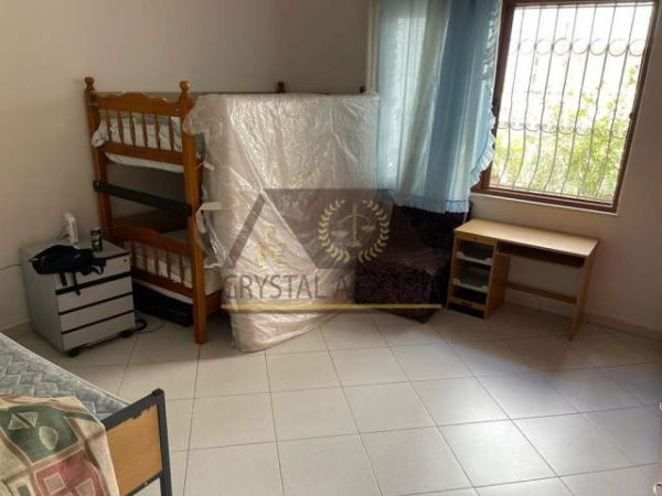 Tirane, jepet me qera apartament 2+1+A Kati 3, 90 m² 350 Euro