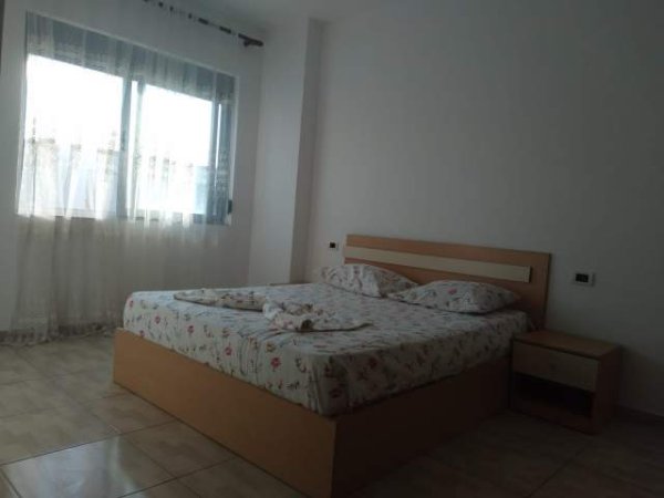 Tirane, jepet me qera apartament Kati 8, 116 m² 400 Euro ASTIR