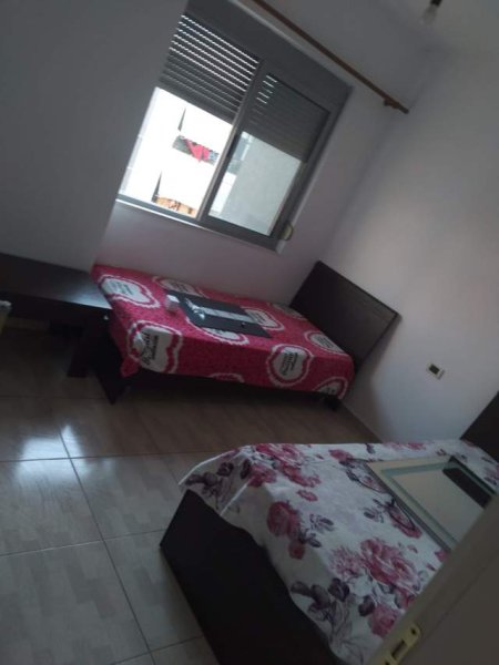 Tirane, jepet me qera apartament Kati 8, 116 m² 400 Euro ASTIR