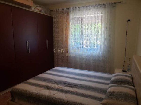 Tirane, shitet apartament 2+1 Kati 1, 95 m² 83.000 Euro (Shkolla e Bashkuar)