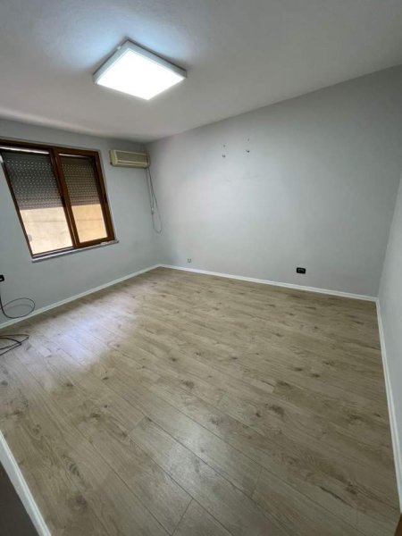 Tirane, jepet me qera apartament 2+1+A+BLK Kati 1, 64 m² 600 Euro (Muhamet Gjollesha)