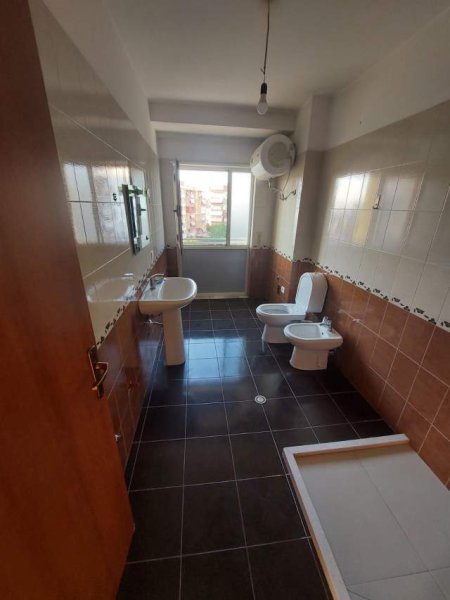 Tirane, shitet apartament 2+1 Kati 5, 107 m² 153.000 Euro ne rrugen Ndre Mjeda