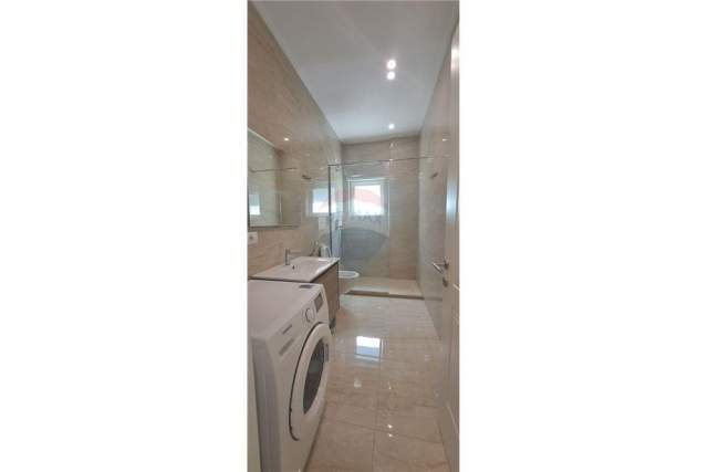 Tirane, jepet me qera apartament 2+1+A+BLK Kati 2, 100 m² 1.200 Euro (prane Teg)