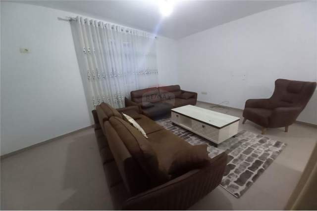 Tirane, jepet me qera apartament 2+1 Kati 4, 95 m² 40.000 Leke (Bulevardi i Kasharit)
