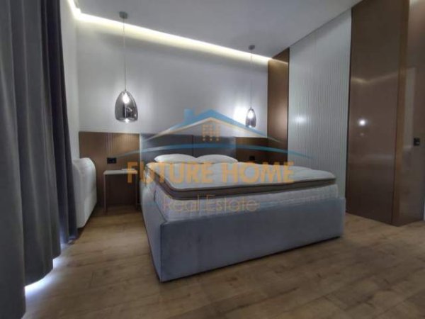 Durres, shitet ambjent biznesi Kati 0, 970 m² 160.000.000 Euro (Golem)