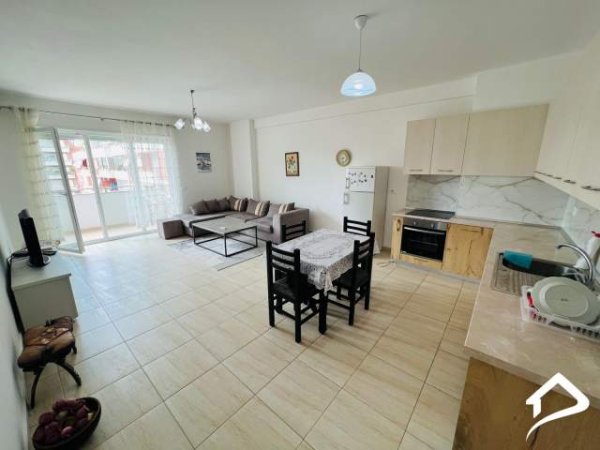 Shkoder, jepet me qera apartament Kati 4, 100 m² 350 Euro (Bashkia)