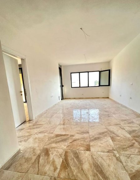 Tirane, shes 1+1 86 m² 99.000 Euro (Sapo Kalon Maternitetin e Ri)