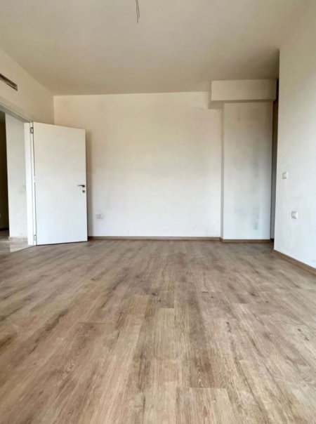 Tirane, shes 1+1 86 m² 99.000 Euro (Sapo Kalon Maternitetin e Ri)