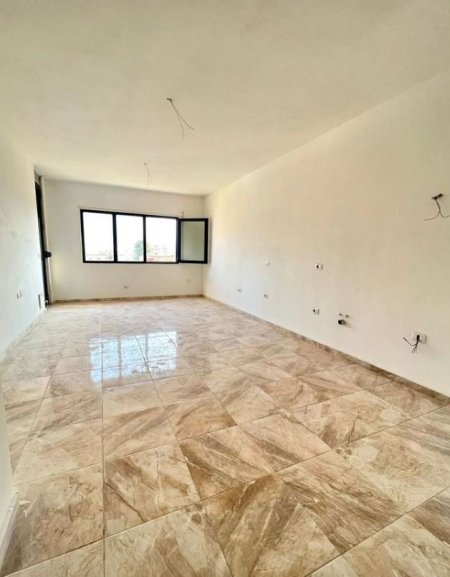 Tirane, shes 1+1 86 m² 99.000 Euro (Sapo Kalon Maternitetin e Ri)