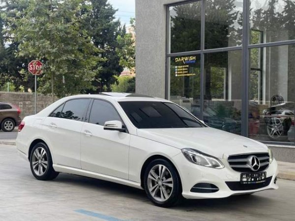 Tirane, shitet makine Mercedes-Benz E 220 Viti 2014,