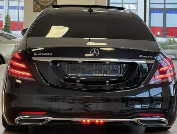 Tirane, shitet makine Mercedes-Benz S350 Viti 2019