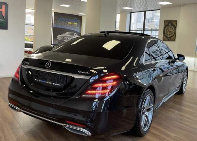 Tirane, shitet makine Mercedes-Benz S350 Viti 2019