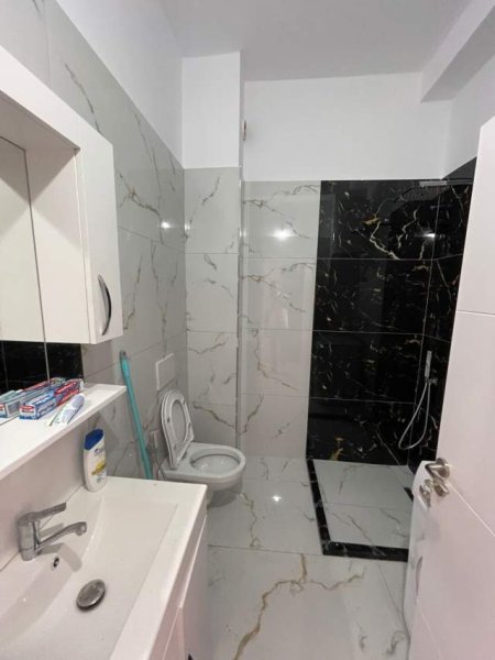 Tirane, jepet me qera apartament 2+1+BLK Kati 1, 100 m² 30.000 Leke (Domekracia)