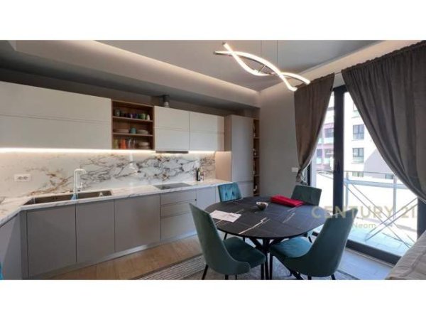Tirane, shitet apartament 3+1+BLK Kati 4, 119 m² 158.000 Euro (29 Nentori)