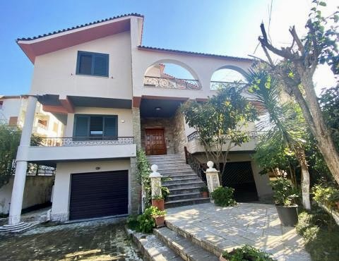 Tirane, shes Vile 5+1+BLK Kati 3, 467 m² 457.000 Euro (Elbasanit te Vilat Gjermane)