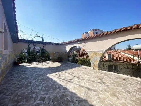 Tirane, shes Vile 5+1+BLK Kati 3, 467 m² 457.000 Euro (Elbasanit te Vilat Gjermane)