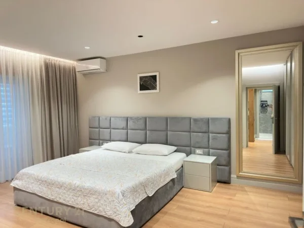 Tirane, shitet apartament 1+1+Aneks+Ballkon Kati 1, 67 m² 135.000 €