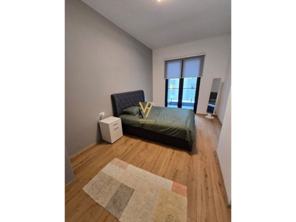 Tirane, jepet me qera apartament 1+1+Ballkon Kati 4, 67 m² 750 € (SQUARE 21)