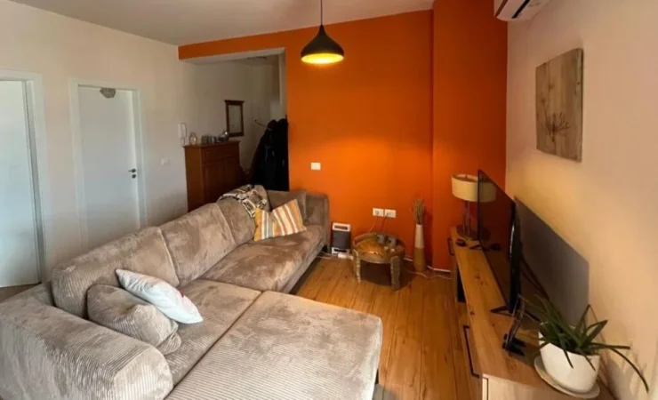 Tirane, shitet apartament 2+1+Ballkon Kati 8, 91 m² 215.000 € (selvia)