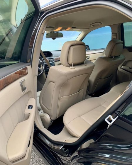 Tirane, shes Mercedes Benz E class 200 BlueEfficiency 2012 8.500 € i diskutueshem