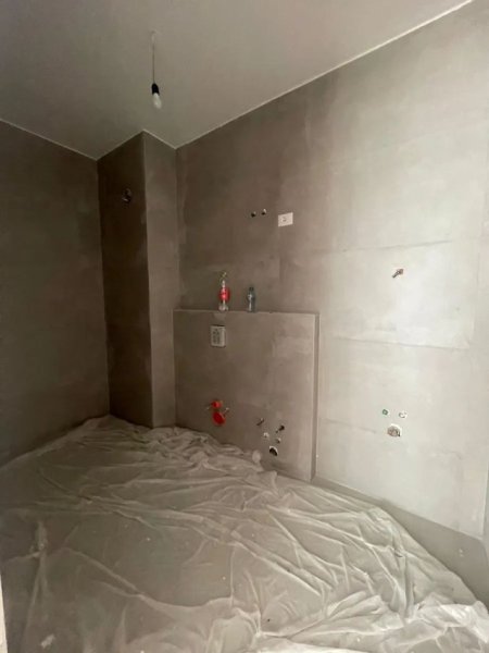Tirane, shitet apartament duplex 3+1+Ballkon Kati 3, 134 m² 133.200 € (Paskuqan)