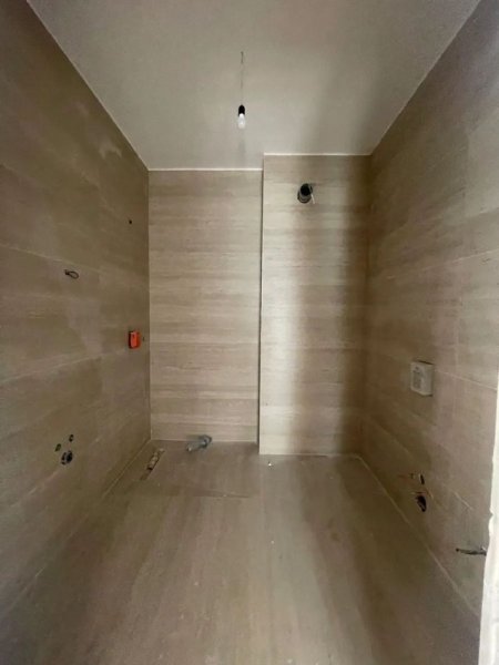 Tirane, shitet apartament duplex 3+1+Ballkon Kati 3, 134 m² 133.200 € (Paskuqan)