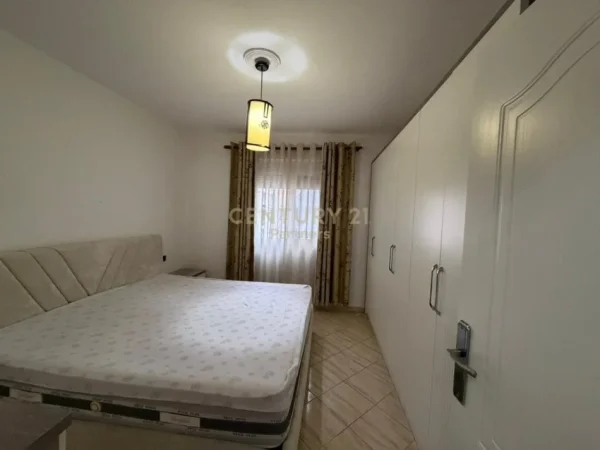 Tirane, shitet apartament 1+1+Aneks+Ballkon Kati 3, 54 m² 107.000 € 