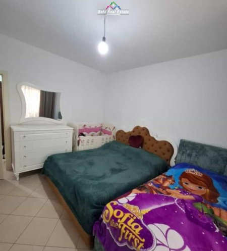 Tirane, shes apartament 1+1+Ballkon Kati 5, 72 m² 90.000 € (kamez)