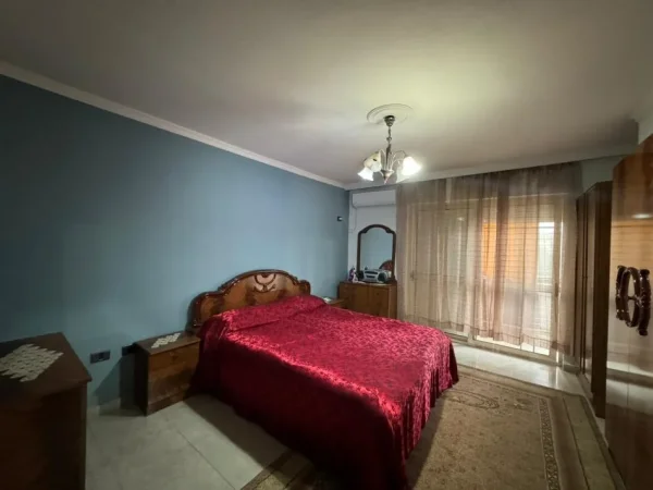 Tirane, shitet apartament 2+1 , 129 m² 250.000 € 