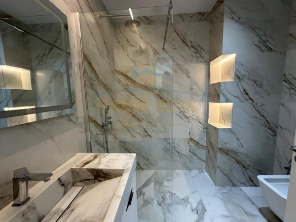 Tirane, jepet me qera apartament 1+1 Kati 5, 68 m² 500 € (Unaza e Re , URBAN GATE)