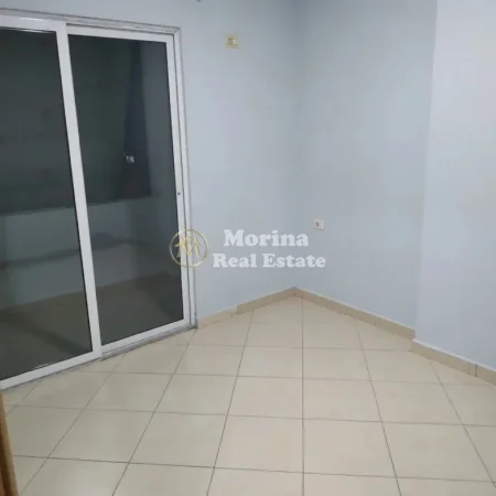 Tirane, jepet me qera apartament 2+1 Kati 4, 80 m² 550 € (Selvia)
