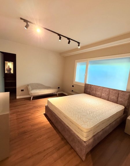 Tirane, shitet apartament 3+1 , 170 m² 500.000 € 