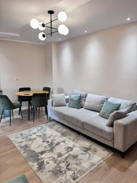 Tirane, shitet apartament 1+1 , 70 m² 135.000 € (selite)