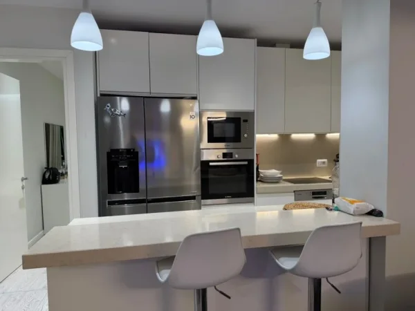 Tirane, shitet apartament 3+1+Ballkon Kati 7, 155 m² 600.000 € (Stadiumi Air Albania)