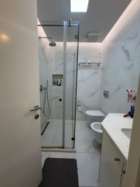 Tirane, shitet apartament 3+1+Ballkon Kati 7, 155 m² 600.000 € (Stadiumi Air Albania)