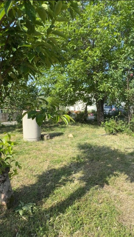 Tirane, shes truall , 300 m² 75.000 € (Rruga Azem Galica , Kashar)