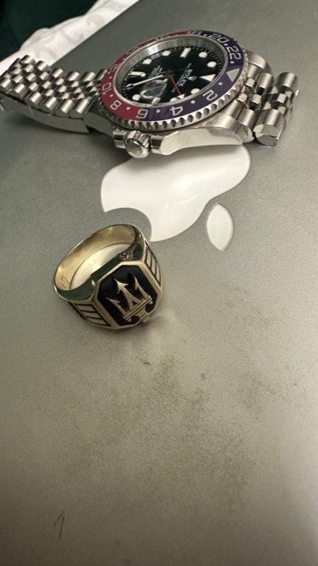 Tirane, shes SHITET UNAZE MASERATI FLORI 10g E BERE ME POROSI SHUM E VECANT 890 €