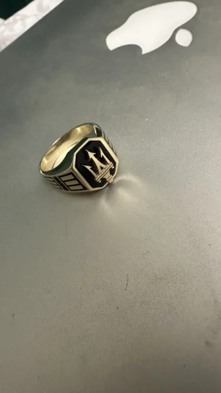 Tirane, shes SHITET UNAZE MASERATI FLORI 10g E BERE ME POROSI SHUM E VECANT 890 €