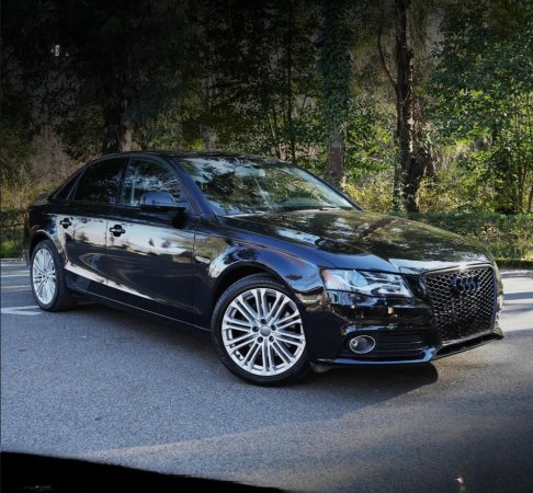 Tirane, shitet makine AUDI A4 Benzin, e zeze automatik Klima 245.000 km 5.300 €